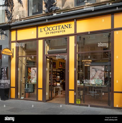 L`Occitane, cadena de tiendas de cosméticos, Avenida .